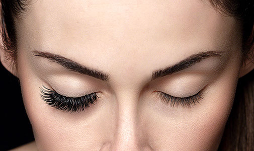 Wimpernverlängerung Volumentechnik